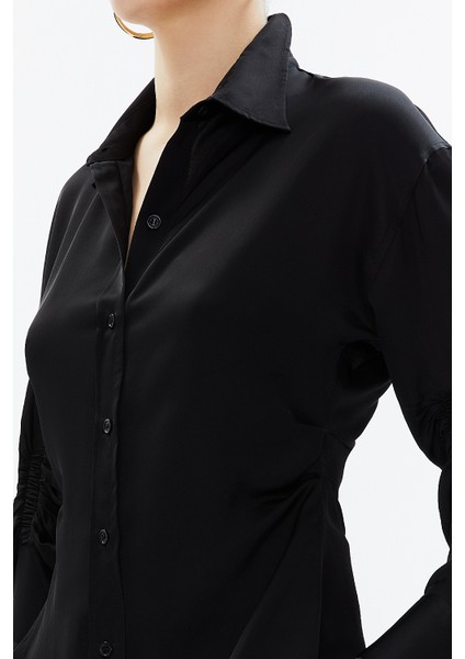 Siyah Kolu Büzgülü Dar Kesim Gömlek 10756 fırsatları