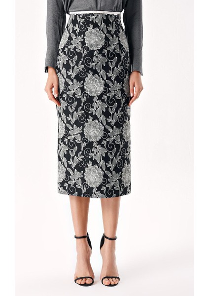 Desenli Jakarlı Dar Kesim Midi Etek 81277 fiyatları