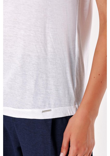 Beyaz Bol Kesim Basic Tshirt 19712