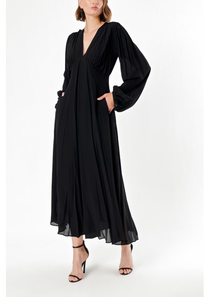 Siyah Büzgülü Elbise 93847