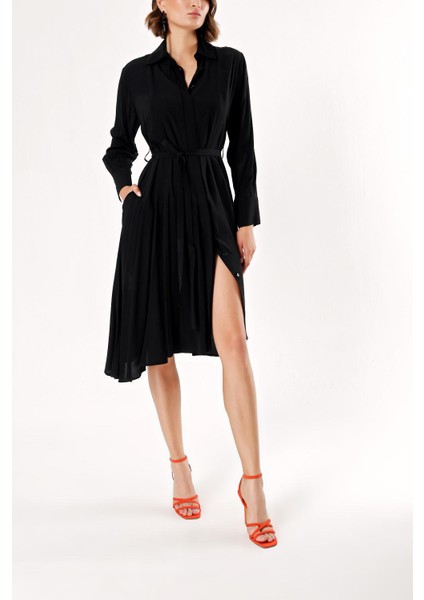 Siyah Bol Kesim Pili Detaylı Gömlek Elbise 93828