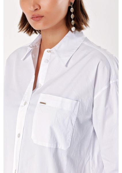 Beyaz Bol Kesim Gömlek 10824