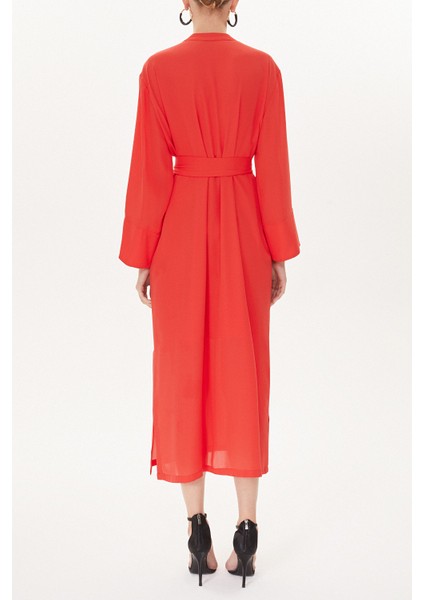 Kırmızı Hakim Yaka Bol Kesim Elbise 93726 fırsatları