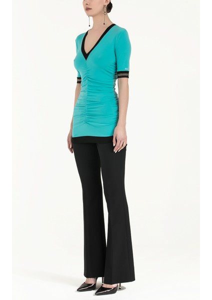 Mint V Yaka Örme Bluz 18786 fiyatları