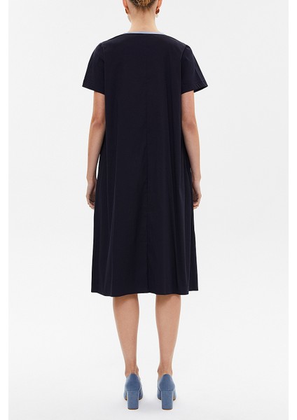 Lacivert Kontrast Renkli Bol Kesim Midi Elbise 92809 fırsatları