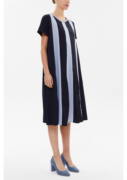 Lacivert Kontrast Renkli Bol Kesim Midi Elbise 92809 indirimleri