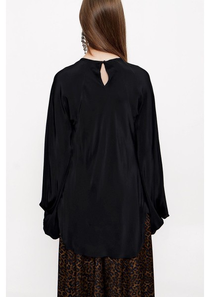 Siyah Kolları Büzgülü Bluz 19833 fırsatları