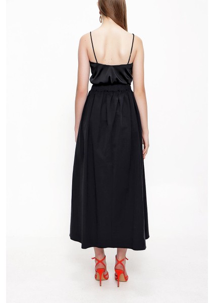 Siyah Beli Lastikli Düğmeli Midi Etek 81211