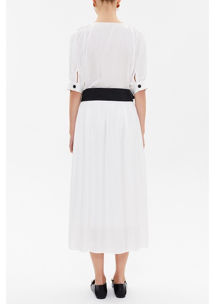 Beyaz V Yaka Uzun Elbise 92761 fırsatları