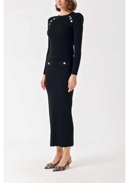 Siyah Düğme Detaylı Kazak ve Etekli Takım 28852 modelleri