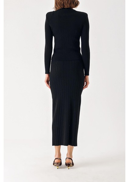 Siyah Düğme Detaylı Kazak ve Etekli Takım 28852 fırsatları