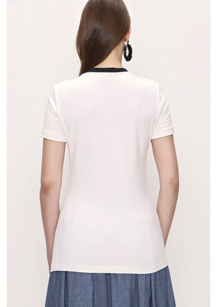 Beyaz Baskılı Tshirt 19831