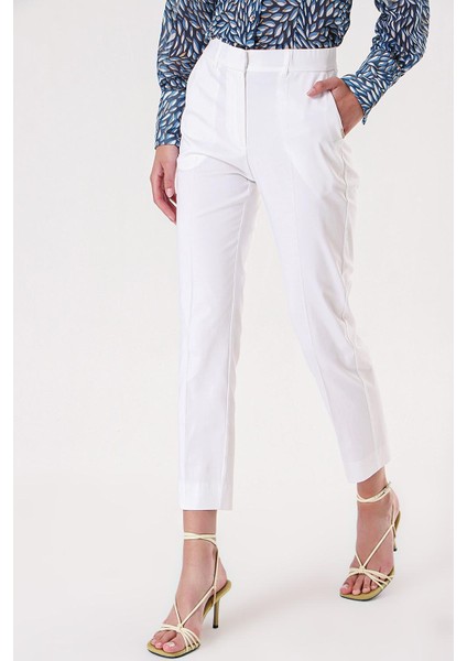Beyaz Beli Lastikli Boru Paça Pantolon 41630 modelleri