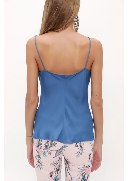 Mavi Degaje Yaka Askılı Bluz 19755