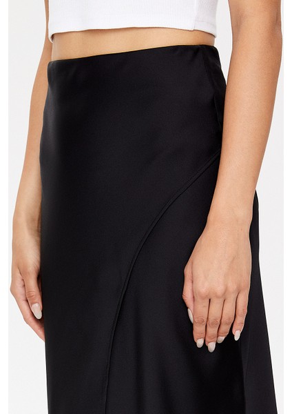 Siyah Asimetrik Kesim Dar Etek 81114