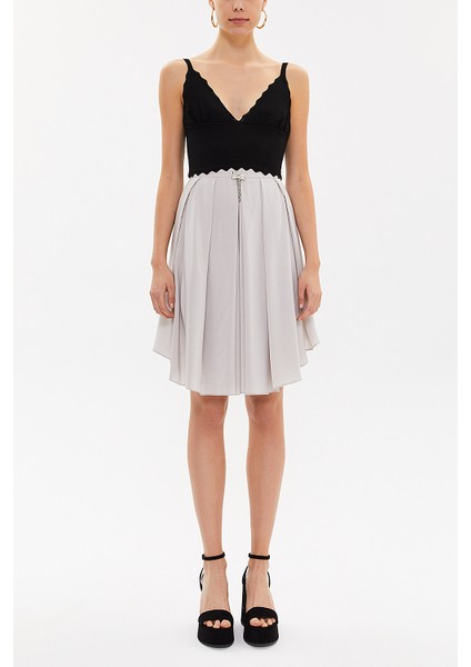 Gri Pileli Ipek Etek 80401