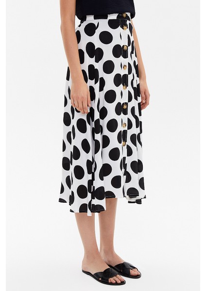 Puantiyeli Düğmeli Volanlı Etek 81063 modelleri