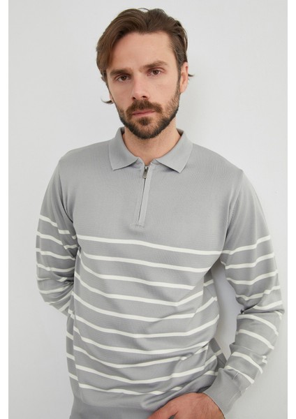 Çizgili Polo Yaka Yarım Fermuarlı Triko Kazak