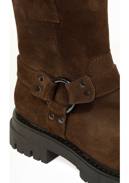 REFILE 5PR Kahverengi Kadın Biker Bot