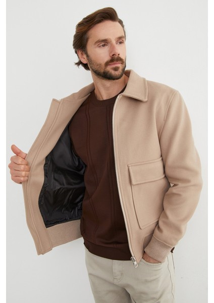 Fermuarlı Polo Yaka Cepli Kaşe Ceket fırsatları