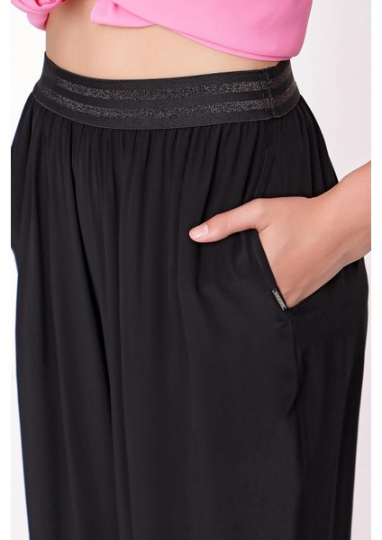 Siyah Lastikli Pantolon 41615 fırsatları