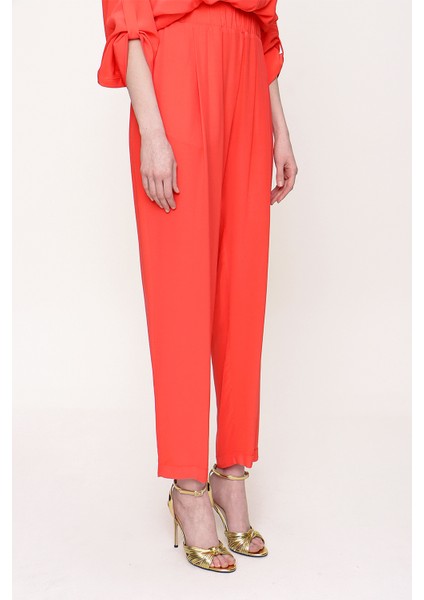 Kırmızı Beli Lastikli Bol Kesim Pantolon 41600 modelleri