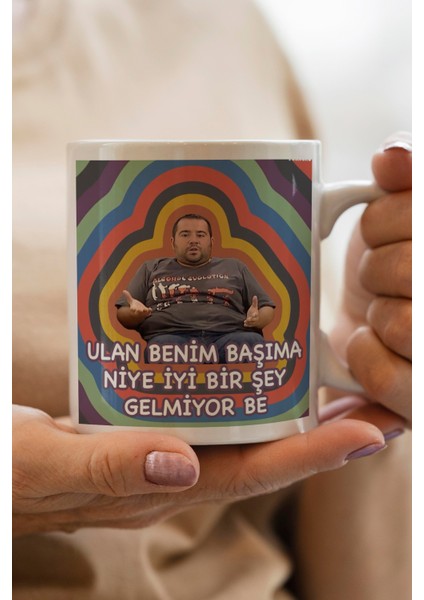 Başıma Iyi Şeyler Gelmiyor Baskılı Kupa Bardak