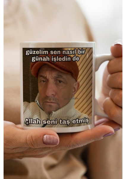 Allah Seni Taş Etmiş Baskılı Kupa Bardak