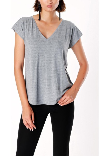 Gri V Yaka Basic Tshirt 19713 modelleri
