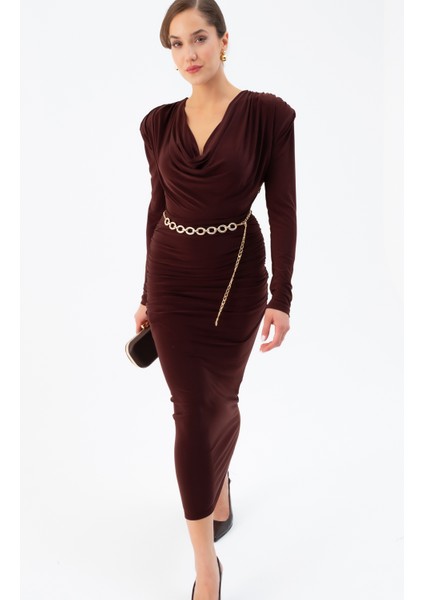 Kadın Kahverengi Degaje Yaka Zincir Kemerli Maxi Elbise modelleri