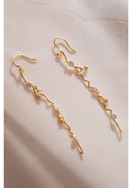 Altın Sallantılı Kristal Taş Detaylı 925 Ayar Gümüş Küpe 35 fırsatları