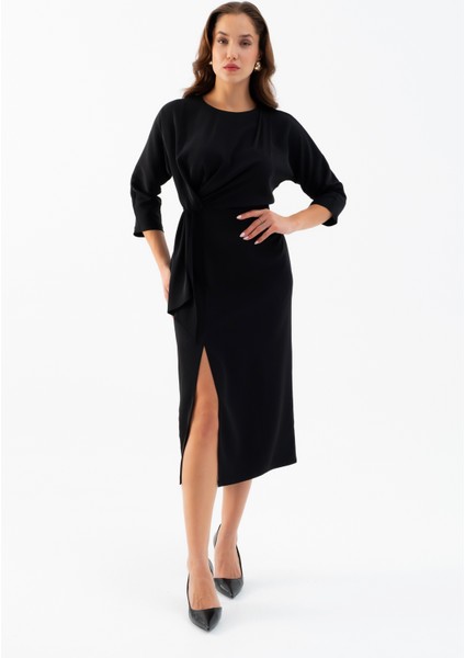 Kadın Siyah Yırtmaçlı Midi Saten Davet Elbisesi