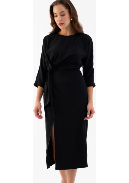 Kadın Siyah Yırtmaçlı Midi Saten Davet Elbisesi modelleri