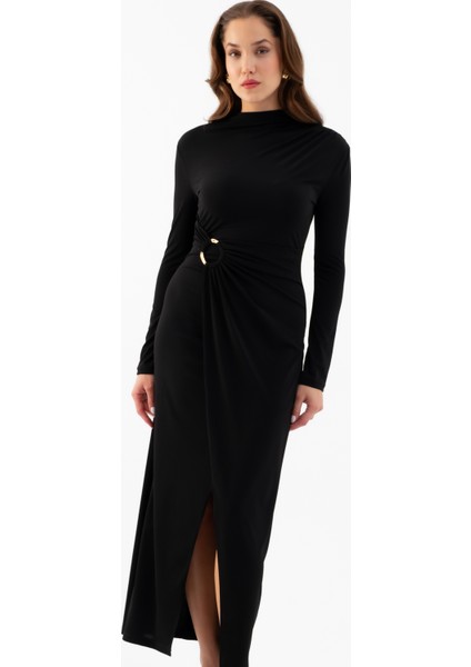 Kadın Siyah Omuz Büzgülü Halka Aksesuar Detaylı Elbise modelleri