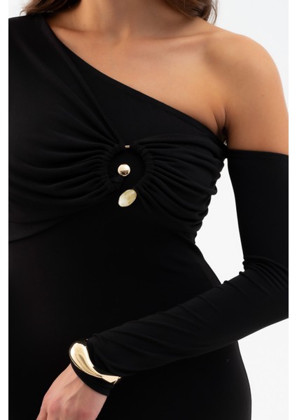 Kadın Siyah Tek Omuz Taş Aksesuarlı Maxi Elbise fırsatları