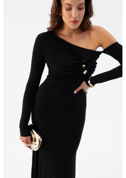 Kadın Siyah Tek Omuz Taş Aksesuarlı Maxi Elbise indirimleri