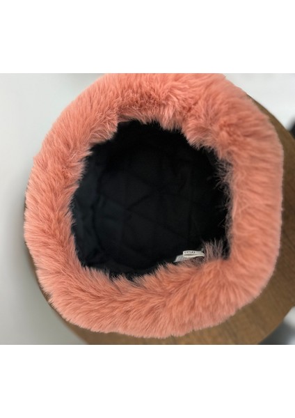 Kadın Kışlık Kalpak Şapka - Peluş Dış, Iç Astar, Sıcak ve Şık (2 Numara 58 Cm) fırsatları