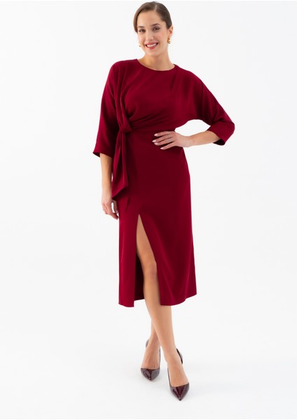 Kadın Bordo Yırtmaçlı Midi Saten Davet Elbisesi