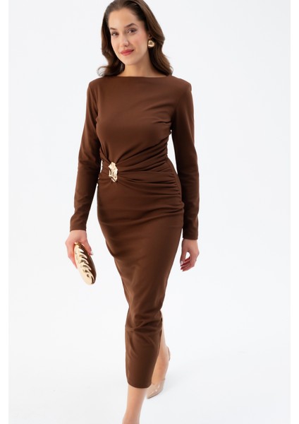 Kadın Kahverengi Vatkalı Bel Büzgülü Midi Elbise modelleri