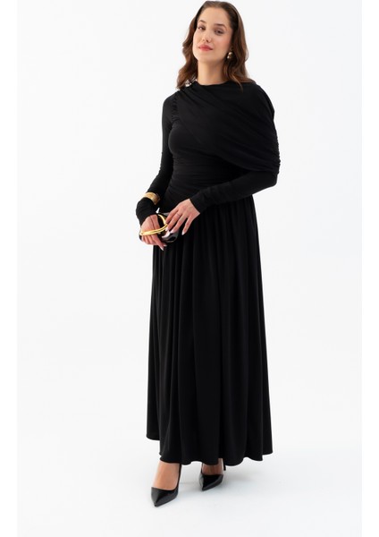 Kadın Siyah Omuz Parçalı Çapraz Büzgülü Uzun Elbise fiyatları
