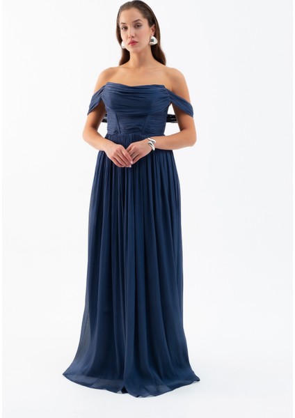 Kadın Lacivert Kayık Yaka Uzun Abiye Elbise fiyatları