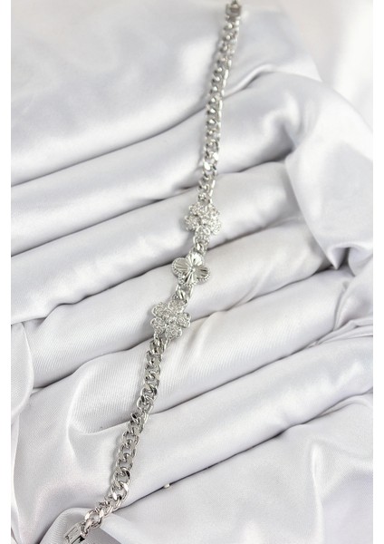 Pirinç Zirkon Taşlı Yonca Model Gümüş Renk Kadın Bileklik fiyatları