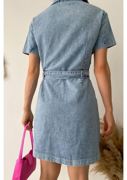 Kadın Kemerli Düğmeli Denim Elbise – Şehirli & Vücuda Oturan Stil fırsatları