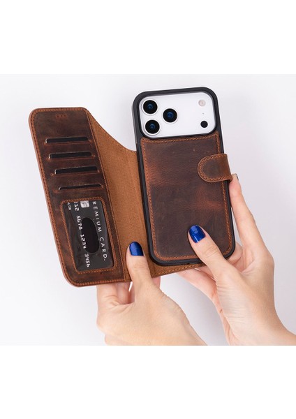 Bloomcase Magic Wallet Saddle Brown Apple iPhone 17 Pro (6.3") Hakiki Deri Çıkarılabilir Cüzdanlı Telefon Kılıfı fiyatları