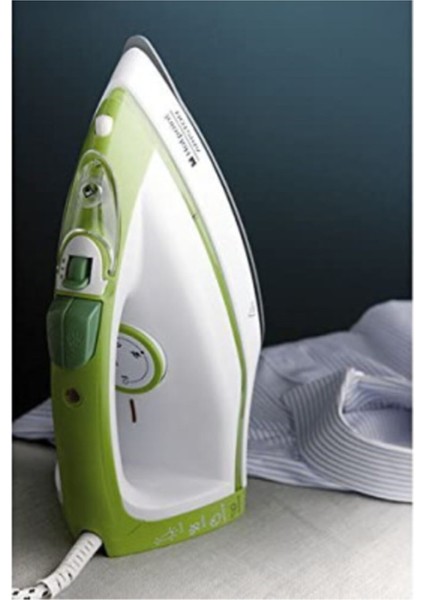 2200 W Buharlı Ütü, Beyaz, Hafif ve Kullanışlı, Hızlı Ütüleme Için Ideal fiyatları