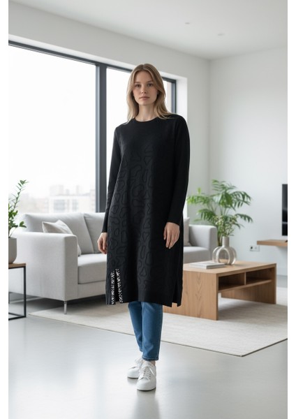 Kadın Önü Desenli Etek Yan Ucu Boncuklu Düşük Kol Tunik modelleri