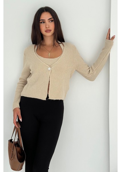 Kadın Örgü Crop Top & Hırka Takımı – Yumuşak & Minimal Stil modelleri
