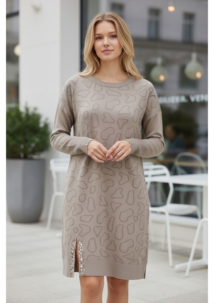 Kadın Önü Desenli Etek Yan Ucu Boncuklu Düşük Kol Tunik modelleri