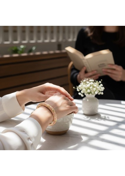 Pembe Beyaz Çiçekli Bileklik fiyatları