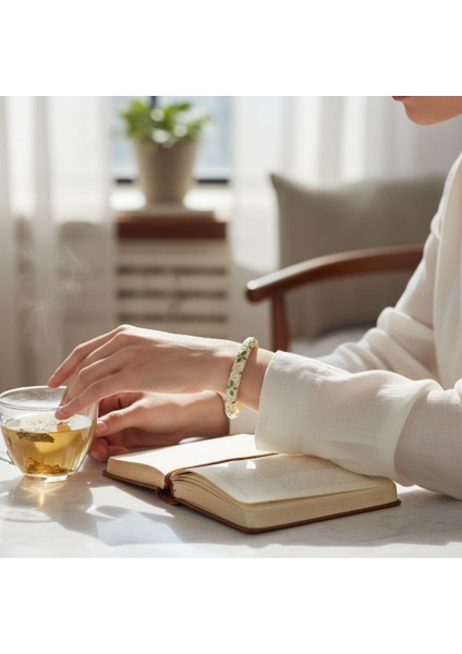 Beyaz Yeşil Çiçekli Bileklik fiyatları